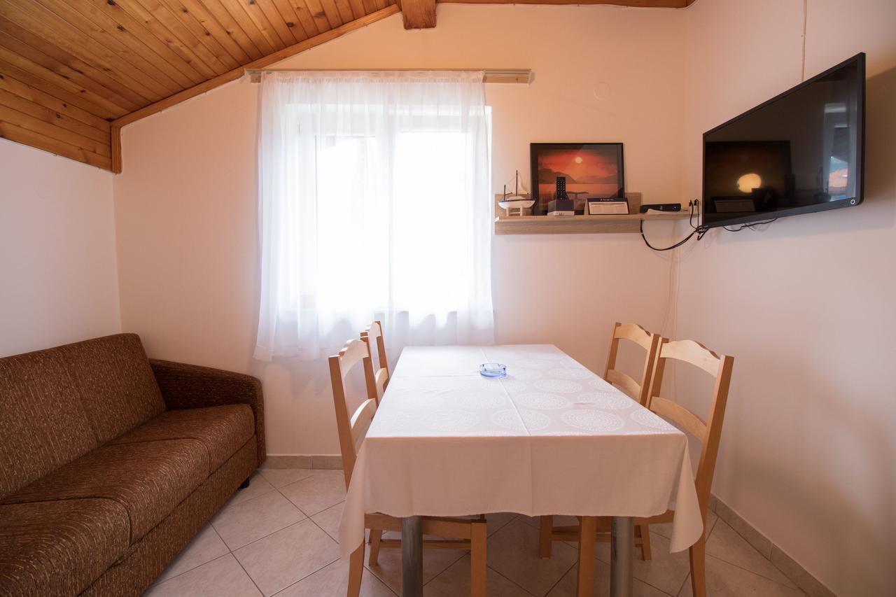 Rooms Sofija เซลเซ ภายนอก รูปภาพ