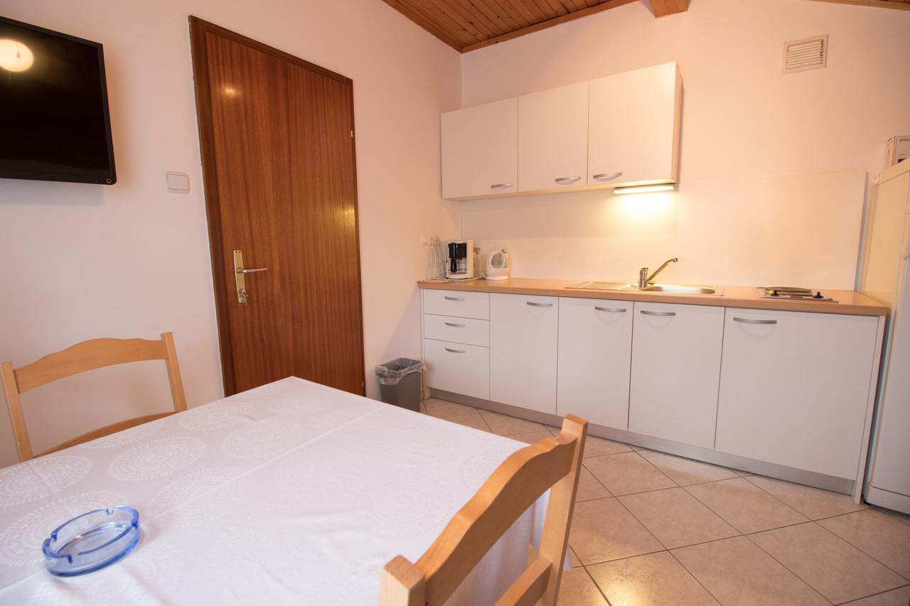 Rooms Sofija เซลเซ ภายนอก รูปภาพ